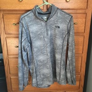 The North Face Flashdry 1/4 Zip Pullover